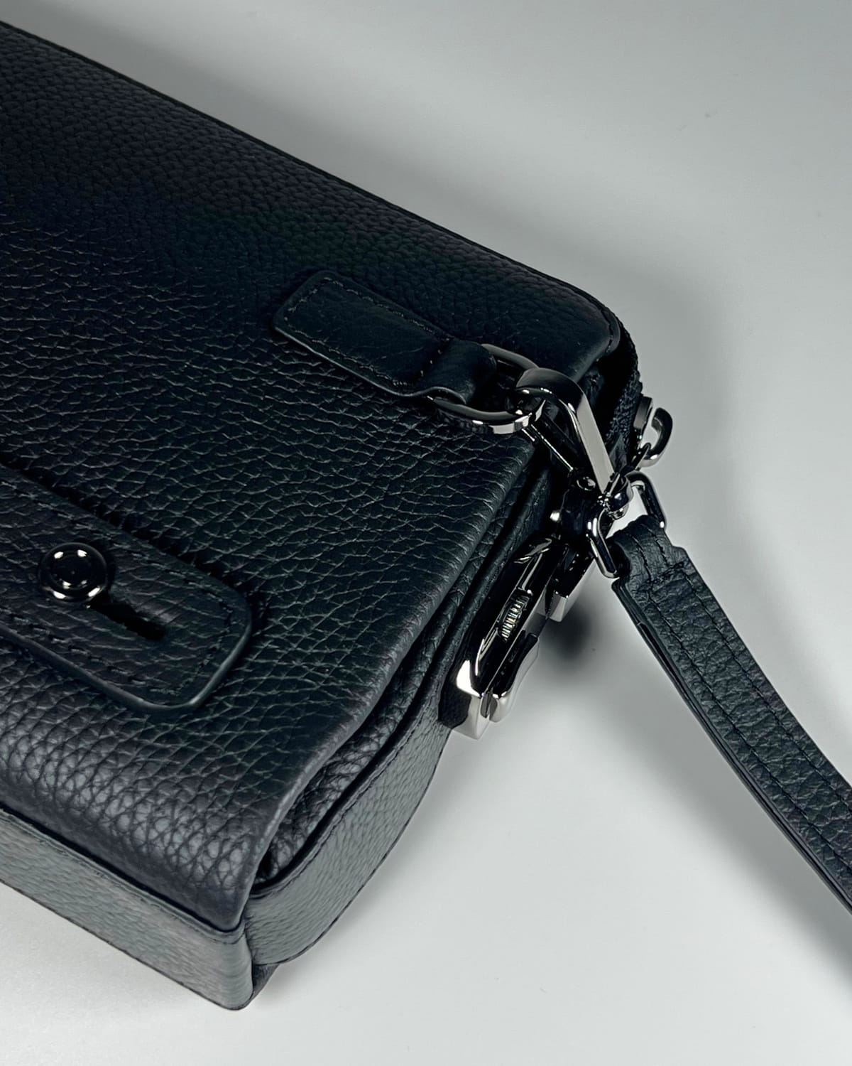 #farbe_Executive-Black